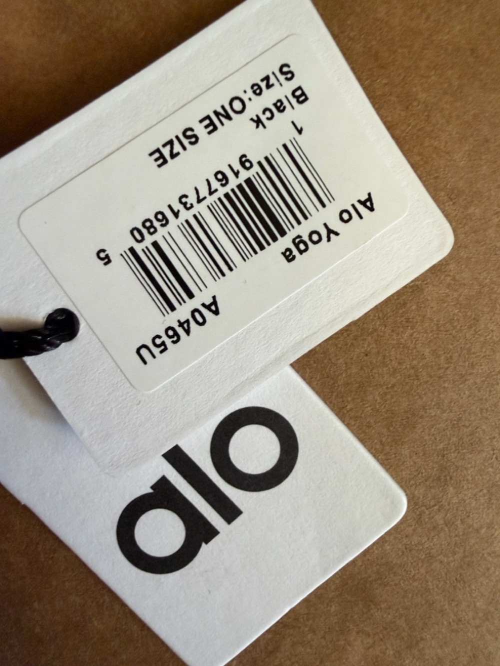 ALO Yoga Black Compact Zip Pouch - Picture 3 of 3